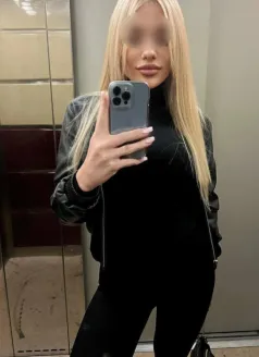  Кира, 27, 